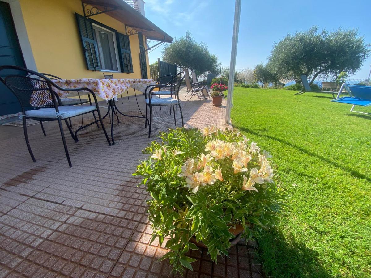 因佩里亚Casa Vista Mare - Superb Garden And Parking Included别墅 外观 照片